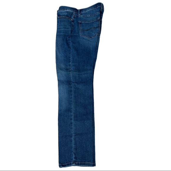 “LEE” Denim Jeans, size Petite 6 - Picture 2 of 12